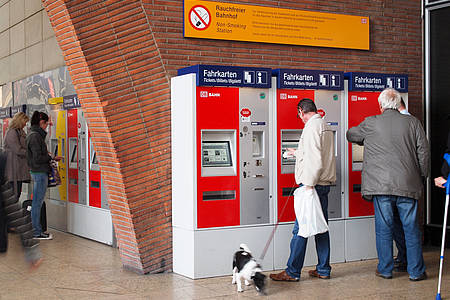 Bahnhof Ticketautomat