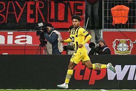 Karim Adeyemi brachte den BVB mit seinem ersten Bundesliga-Tor in Führung.